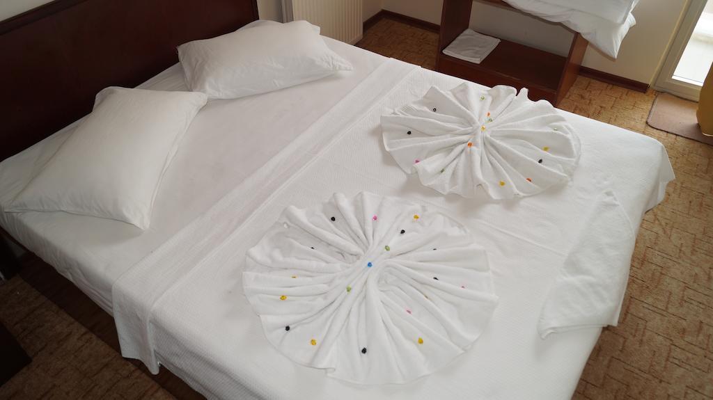Ekin Hotel Kusadası Eksteriør billede