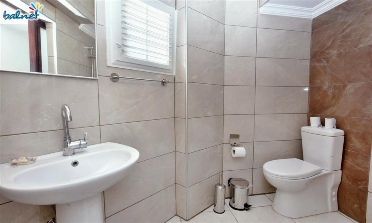 Ekin Hotel Kusadası Eksteriør billede